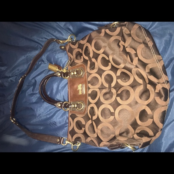Brown coach purse - Picture 6 of 10